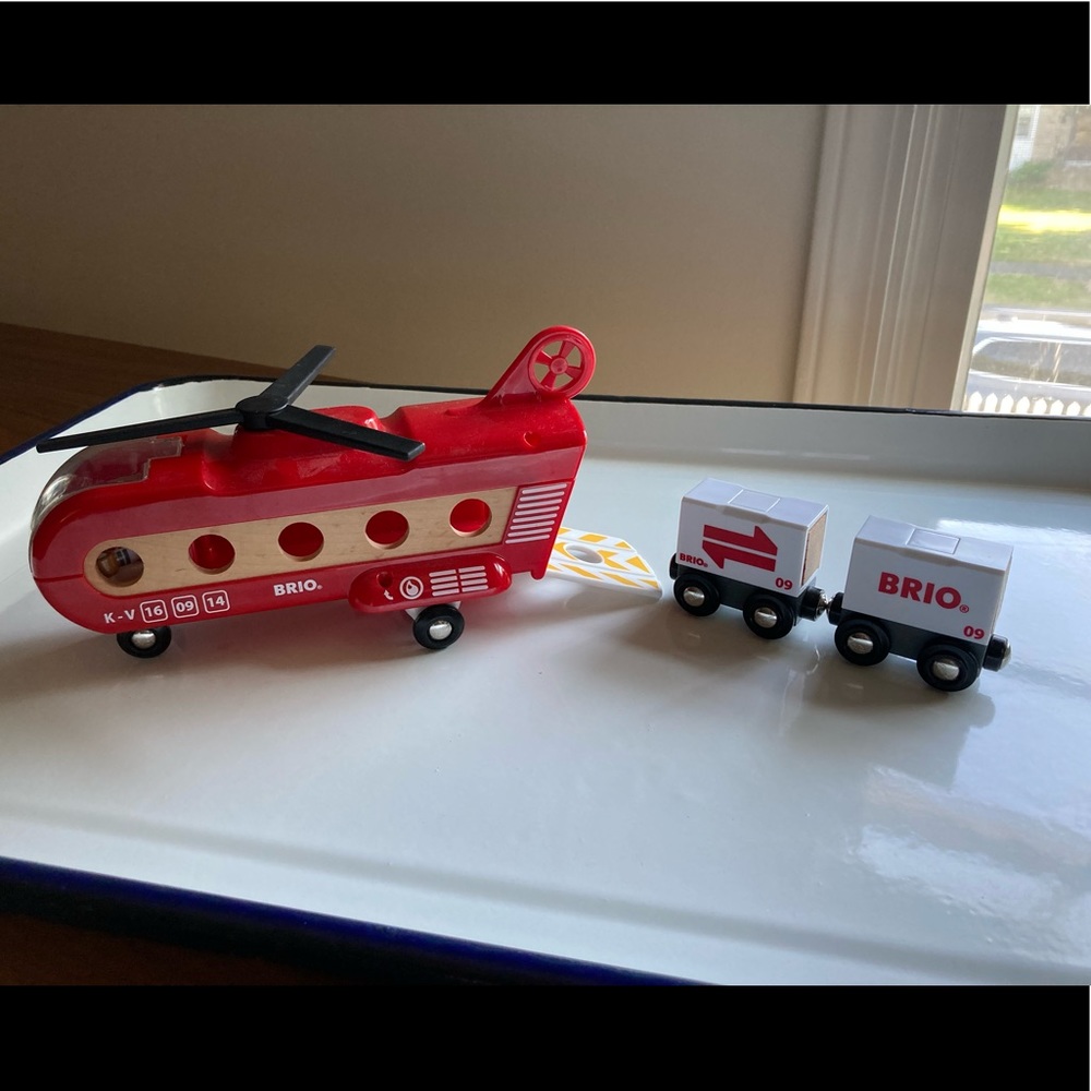 Brio helicopter with train cars
